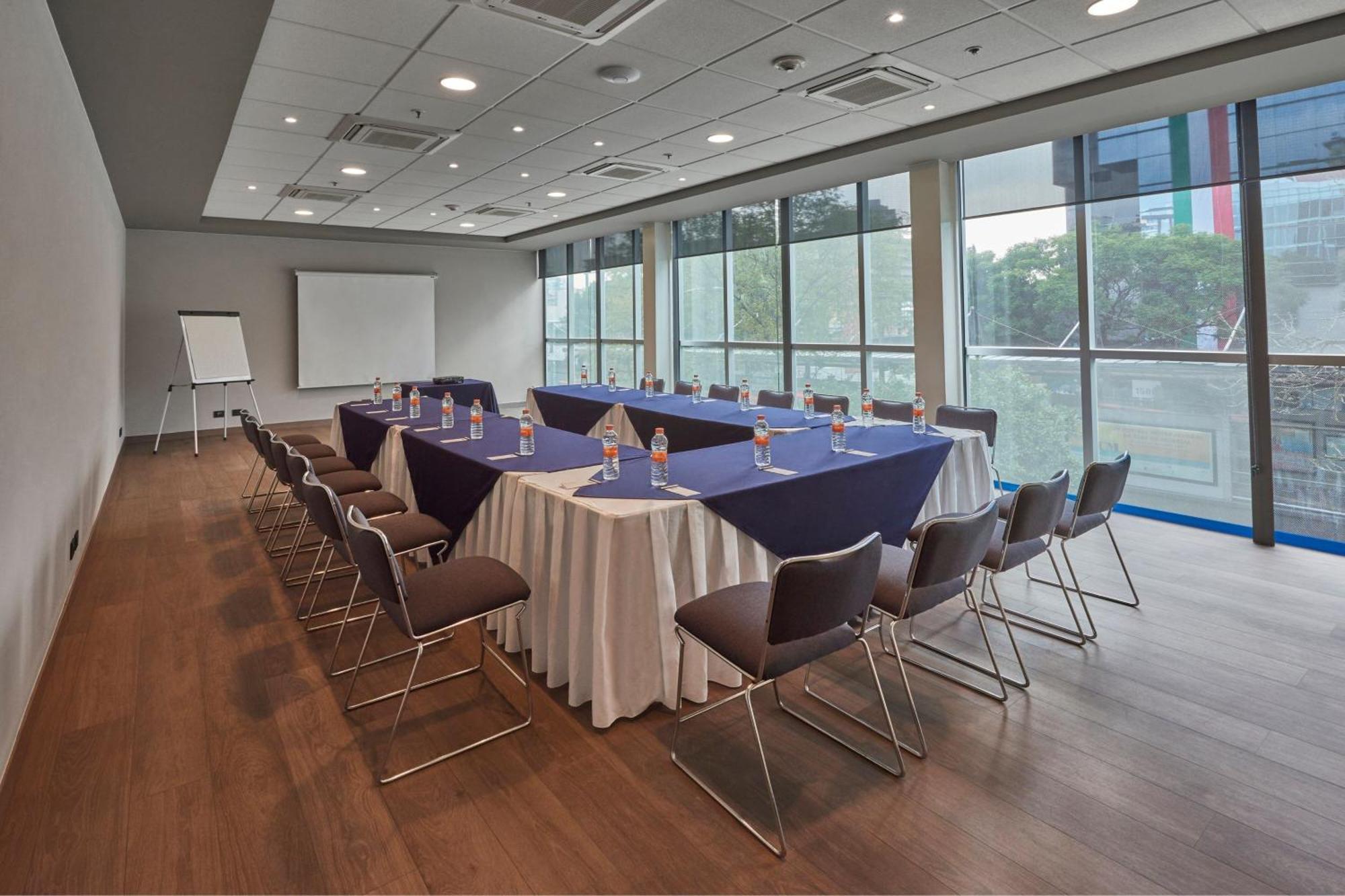 City Express Plus By Marriott Ciudad De Mexico Insurgentes Sur Экстерьер фото